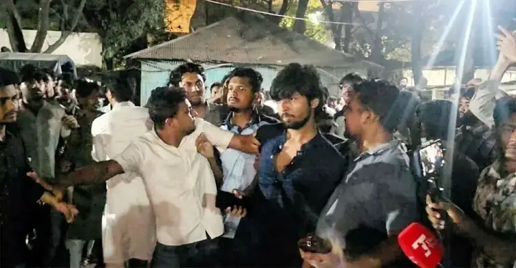সাংবাদিকদের ওপর হামলাকারীদের বিশ্ববিদ্যালয় থেকে বহিষ্কার দাবি ডুজার
