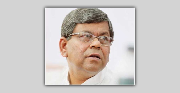 Journalist Shaukat Mahmood taken into DB custody