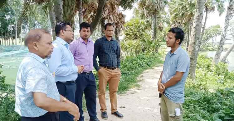 মরা মুরগি-পঁচা ডিম খাওয়ানো হয় মাছকে, পুকুর মালিকের দণ্ড