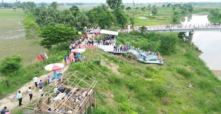 জয়পুরহাটে বিলের ঘাটে নতুন পর্যটনকেন্দ্র ‘নিঃশব্দ’