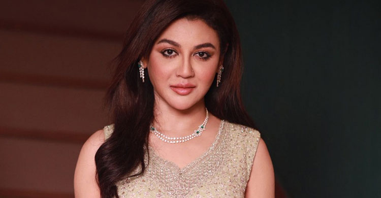 &lsquo;ওসিডি&rsquo; ও এপস্টেইন ফাইলস নিয়ে জয়া আহসানের খোলামেলা মন্তব্য