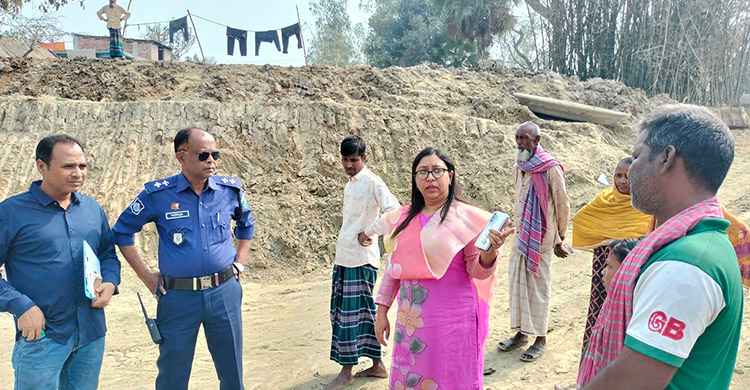 জয়পুরহাটে সংস্কারের আড়ালে মাটি বিক্রি, ছাত্রদল নেতাকে জরিমানা