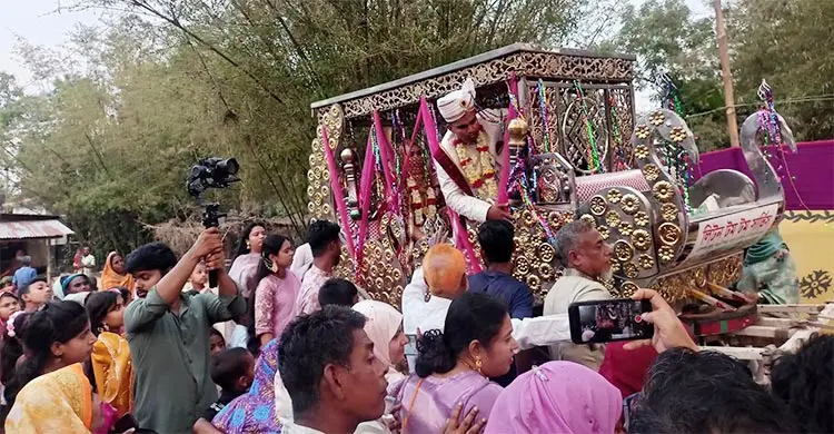 হাতির পিঠে চড়ে বরযাত্রা, নববধূ ফিরলেন ঘোড়ার গাড়িতে