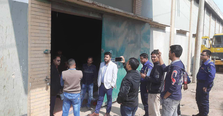 গম-ডাল মজুত করায় ৪ লাখ টাকা জরিমানা