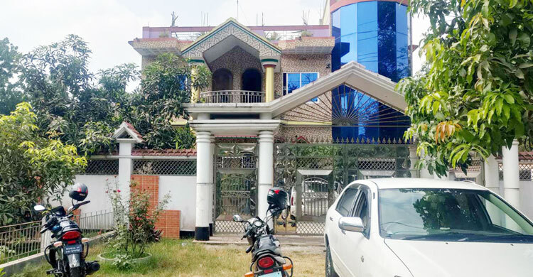 যশোরে চেয়ারম্যান প্রার্থীর বাড়ির সামনে বোমা বিস্ফোরণ