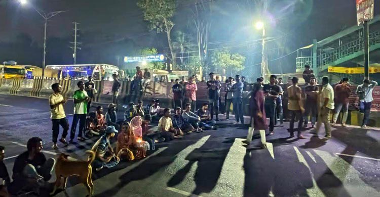 মাগুরায় শিশু ধর্ষণের ঘটনায় ক্ষোভে ফুঁসছে সারাদেশ