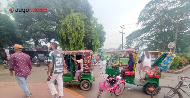 জাহাঙ্গীরনগর ক্যাম্পাসে দুর্ভোগের অপর নাম রিকশা