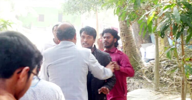 নারীদের উঠান বৈঠকে যুবদলের বাধা, অভিযোগ জামায়াতের