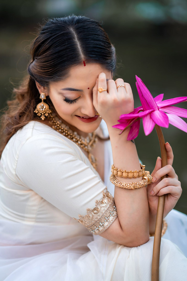 অবিবাহিত অভিনেত্রী পূজার কপালে সিঁদুর কেন?