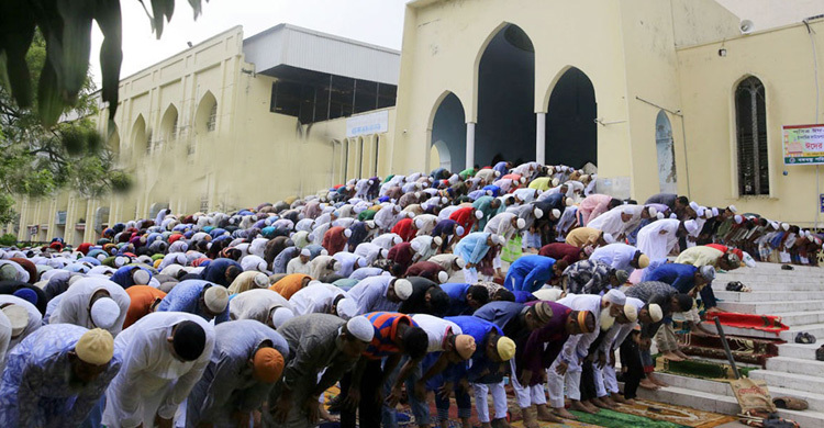 আজ পবিত্র জুমাতুল বিদা