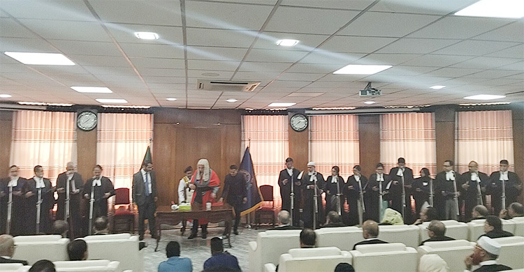 শপথ নিলেন হাইকোর্টের ২১ বিচারপতি