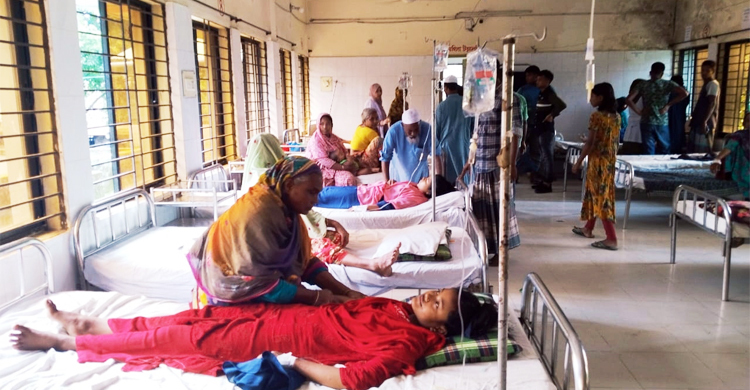 শ্বাসকষ্টে ভুগছে বজ্রপাতে আহত শিক্ষার্থীরা