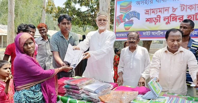 কুড়িগ্রামে ৮ টাকায় শাড়ি-লুঙ্গির হাট