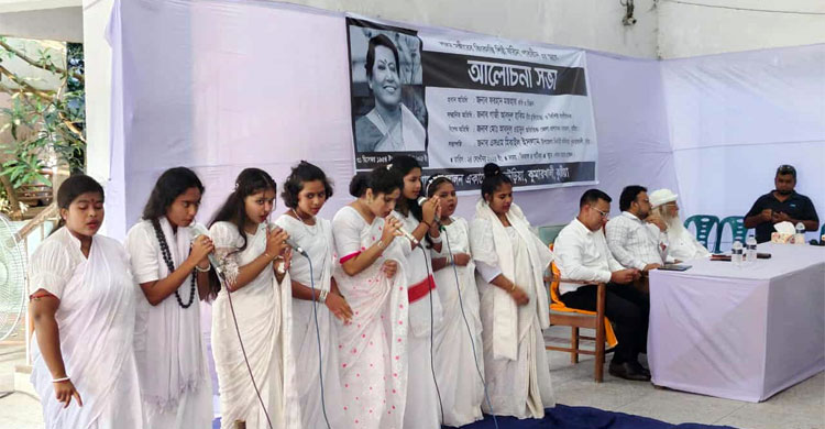 পাকিস্তান আমলে পল্লীগীতি হিসেবে লালনের গান গাওয়া হতো