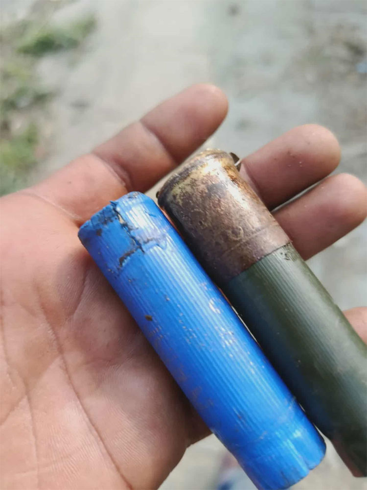 পদ্মায় মাছ-বালু লুট ও চাঁদাবাজিকে কেন্দ্র করে সংঘর্ষ, গুলিবিদ্ধ ৯