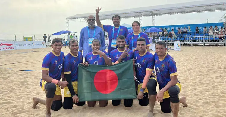 কাবাডিতে মেয়েদের পর ছেলেদেরও সহজ জয়