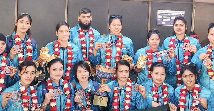 ব্রোঞ্জ জিতে দেশে ফিরে দীর্ঘমেয়াদি প্রশিক্ষণের দাবি তুললেন কোচ