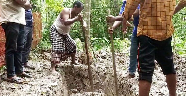 পিরোজপুরে মৃত্যুর ১৪ বছর পর ব্যবসায়ীর মরদেহ উত্তোলন