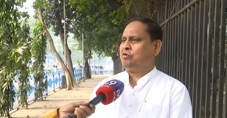 Indian MLA suspended from party over Babri Masjid replica plan