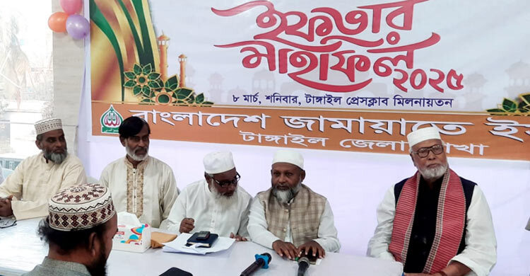 বেহেশতে নয়, জামায়াতের ইফতার মাহফিলে গেলেন কাদের সিদ্দিকী