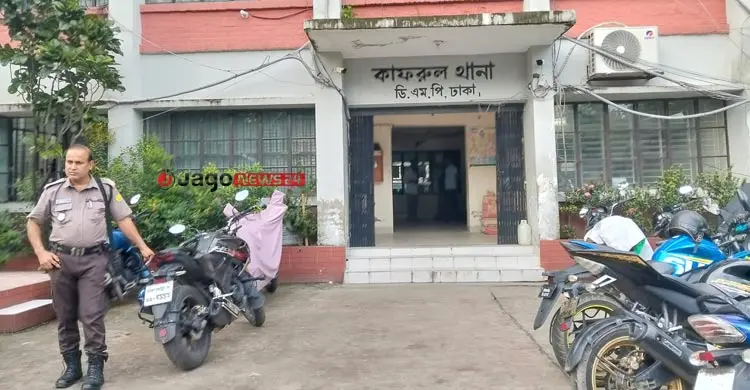 জিয়া উদ্যানে ঘুরতে গিয়ে হাজতে রাত, এক ফোনকলে দিতে হলো ১০০ টাকা