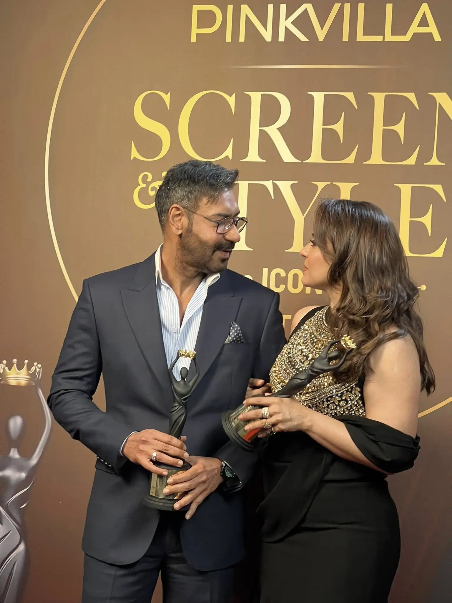 ফ্যাশনে আবারও নজর কাড়লেন কাজল