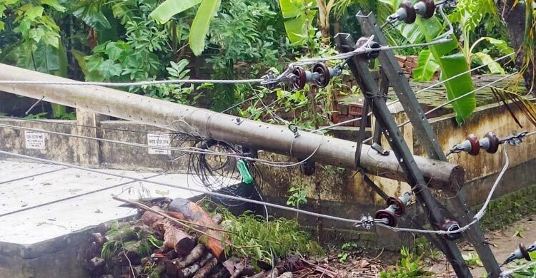 বরিশালে কালবৈশাখীর তাণ্ডবে বিদ্যুৎহীন ৫ উপজেলা
