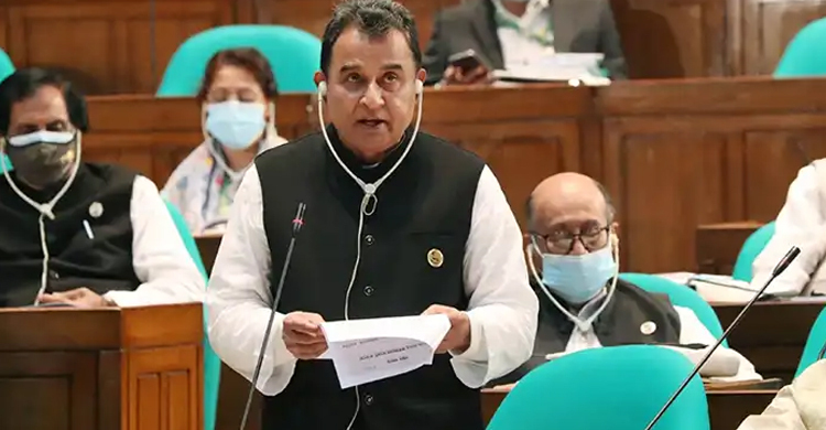 চলতি অর্থবছর ৮ লাখ ২৭ হাজার করদাতা শনাক্ত: অর্থমন্ত্রী