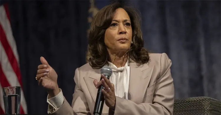 ট্রাম্পকে ইরান যুদ্ধে ঠেলে দিয়েছেন নেতানিয়াহু