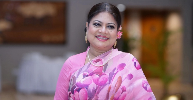 ফেসবুক যেন মাওলানা দিয়ে ভর্তি : কনকচাঁপা