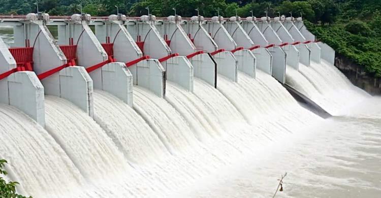 ফের খুলে দেওয়া হলো কাপ্তাই বাঁধের সবকটি জলকপাট