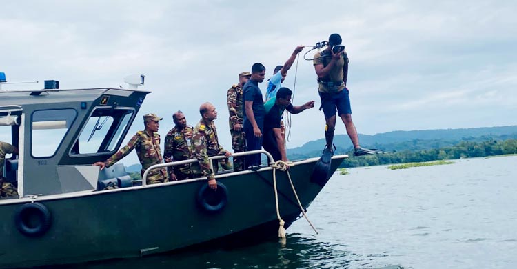কাপ্তাই হ্রদে নৌকাডুবি: সেনাবাহিনীর প্রচেষ্টায় সফল উদ্ধার অভিযান