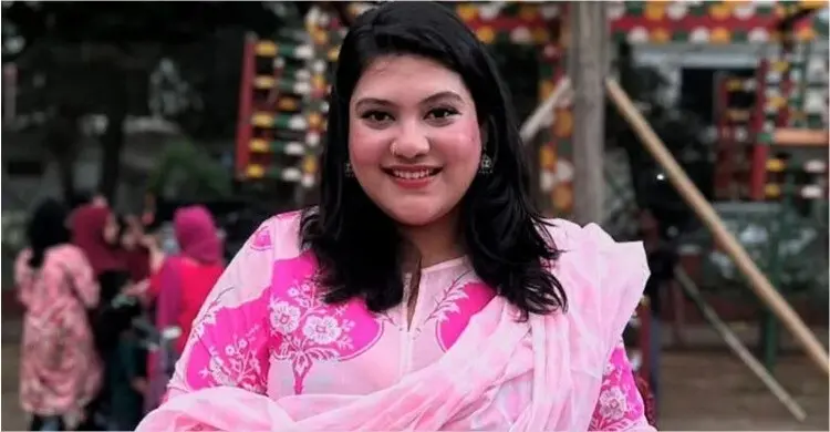 বিনা খরচে দেশে আনা হচ্ছে কারিনা কায়সারের মরদেহ