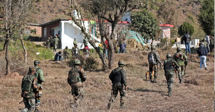 5 Indian soldiers killed in suspected rebel attack in Kashmir