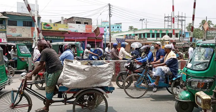 এলাকাবাসীর গলার কাঁটা মাদক ও কিশোর গ্যাং