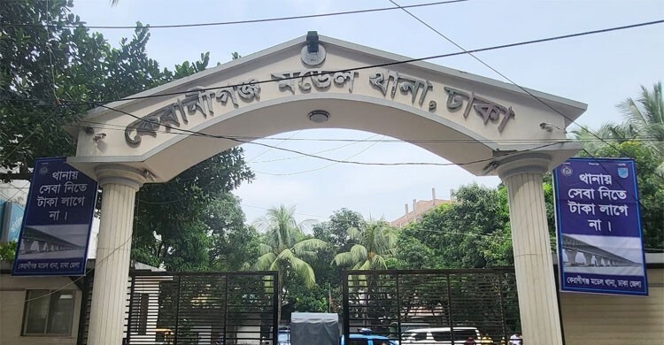 কেরানীগঞ্জে সাংবাদিকের বাড়িতে হামলা, থানায় লিখিত অভিযোগ