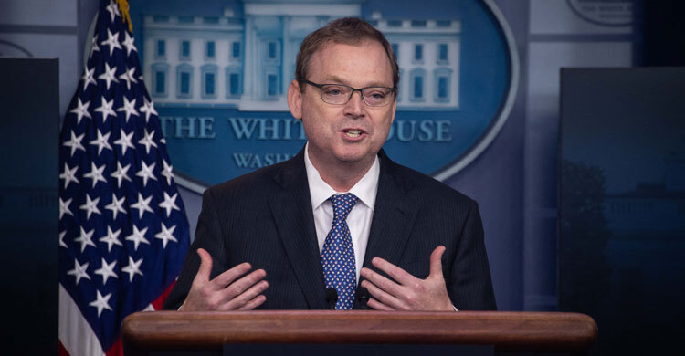 ভারত রাশিয়ার তেল কেনা বন্ধ না করলে ট্রাম্প ছাড় দেবেন না