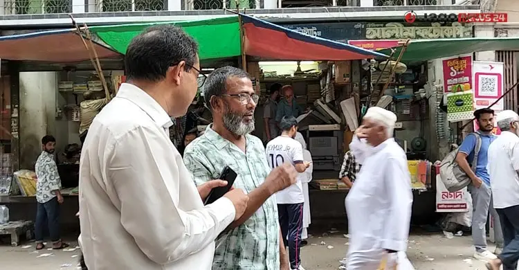 প্রশ্ন করেই থামাচ্ছেন ধূমপান, মাঠে আছেন খাদেমুল