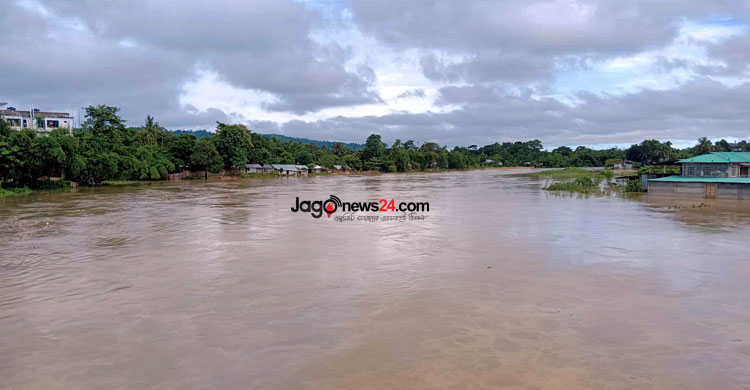 পাহাড়ি ঢলে খাগড়াছড়ির নিম্নাঞ্চল প্লাবিত