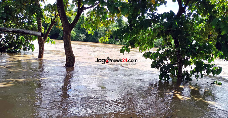 পাহাড়ি ঢলে খাগড়াছড়ির নিম্নাঞ্চল প্লাবিত