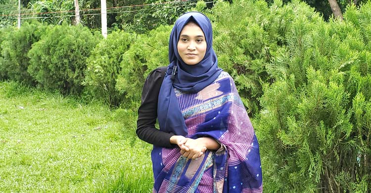 মিমিক্রিতে সুনাম কুড়িয়েছেন উচ্চারণ অস্পষ্টতায় ভোগা জেরিন