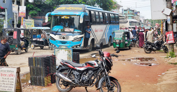 স্বস্তি ফিরছে খাগড়াছড়িতে