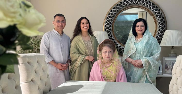 নির্বাচনী প্রচারে নামছেন খালেদা জিয়া, আসছে বুলেটপ্রুফ মিনিবাস