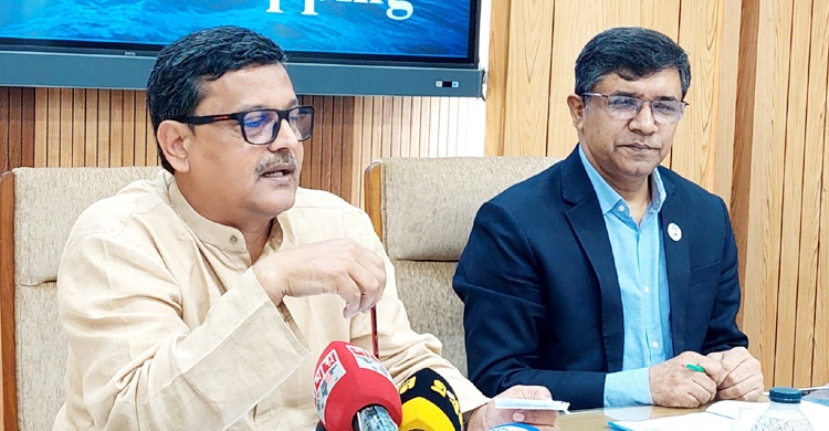 ঈদে লঞ্চে নির্বিঘ্ন চলাচলে যেসব উদ্যোগ সরকারের