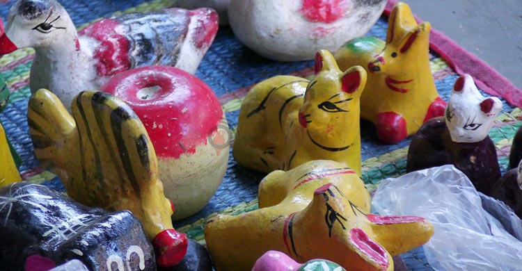 বিলীনের পথে মাটির খেলনা, কুমারপল্লিতে বিষাদের ছায়া