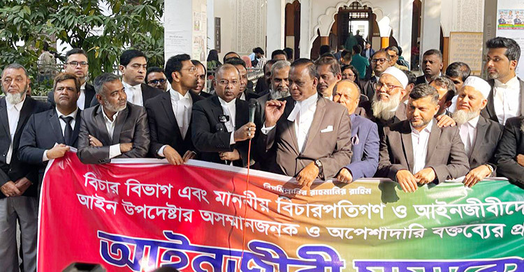 হাদির হত্যাকারীরাই প্রথম আলো-ডেইলি স্টারে হামলা করেছে