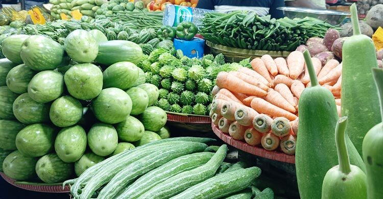 খুলনার বাজারে সবজিতে স্বস্তি