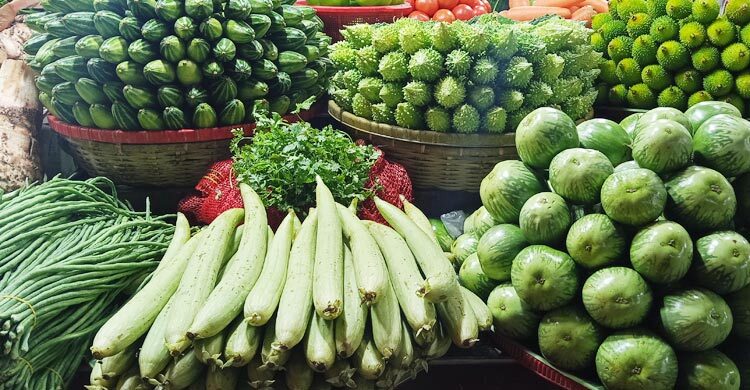 খুলনায় সপ্তাহের ব্যবধানে সবজির দাম দ্বিগুণ