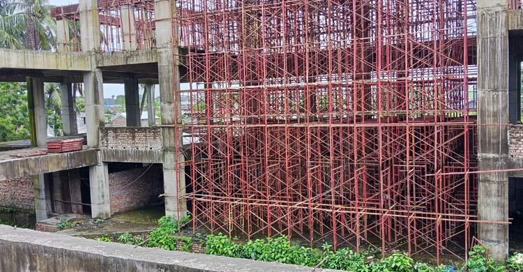 অর্থছাড় না হওয়ায় থমকে আছে এক হাজার আসনের অডিটোরিয়াম নির্মাণ