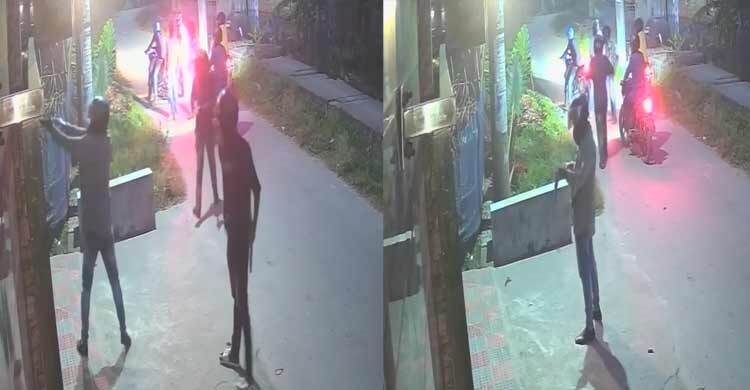 কুয়েট কর্মচারীর বাড়িতে সন্ত্রাসীদের গুলি